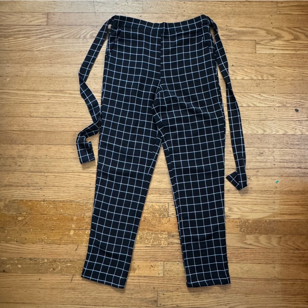 Have‎ Black and White Checkered Pants Size M